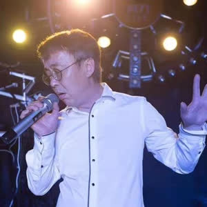 歌手老周