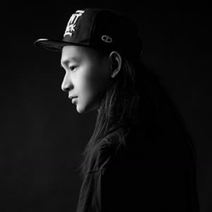 DeathNov朱文杰