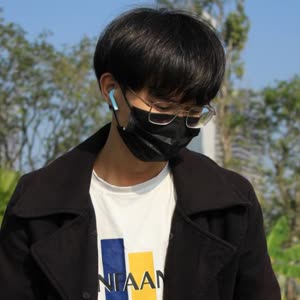 翊先生