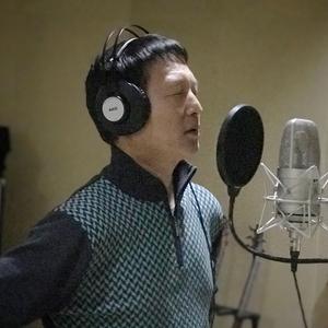 罗宏