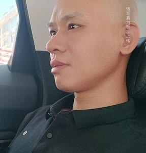 邹其龙