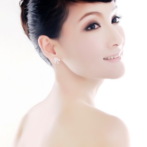 万思妍