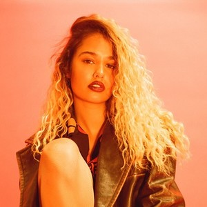 Tommy Genesis