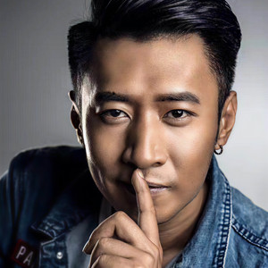 张也
